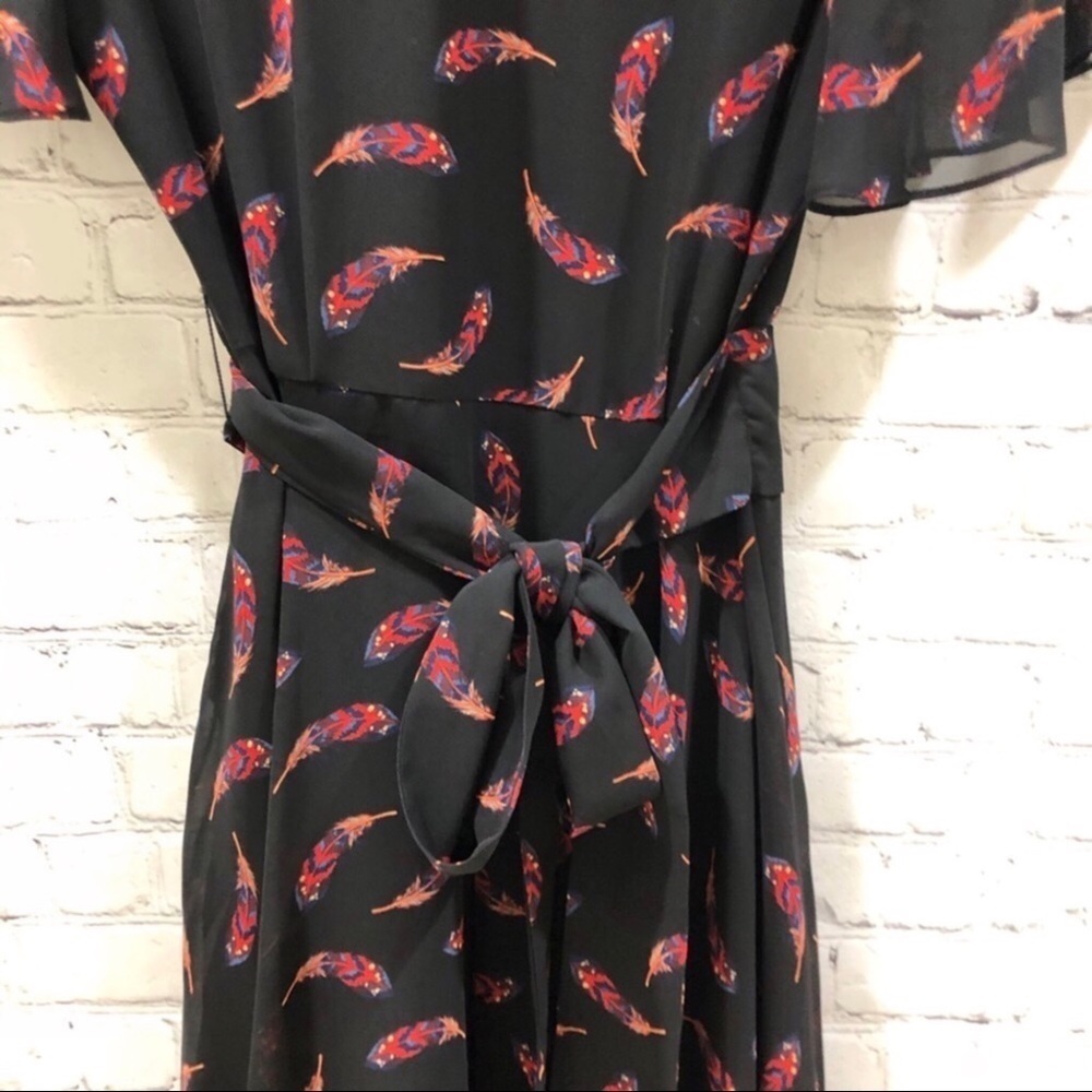 Sam Edelman Handkerchief Dress Boho Feather Print Size 4 Black - Picture 6 of 8